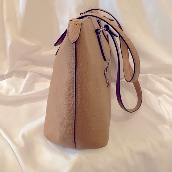 Coach Leather Tote Brand New/w Tags 15” Top Zipper Leather Bag in Latte Color - Picture 3 of 16